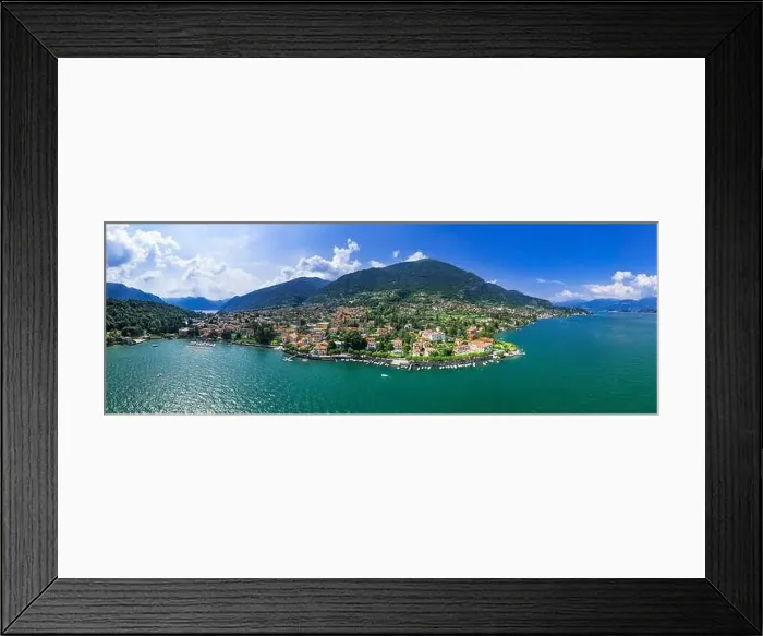 Framed Print : beautiful lakes of northern Italy Como lake - romantic Lago di Como Framed Print : beautiful lakes of northern Italy Como lake - romantic Lago di Como