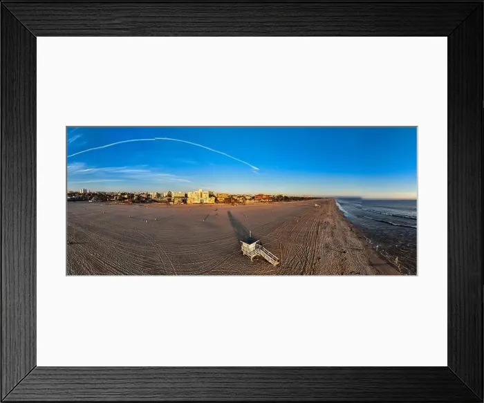 Framed Print : The Santa Monica Beach Pier in California Framed Print : The Santa Monica Beach Pier in California