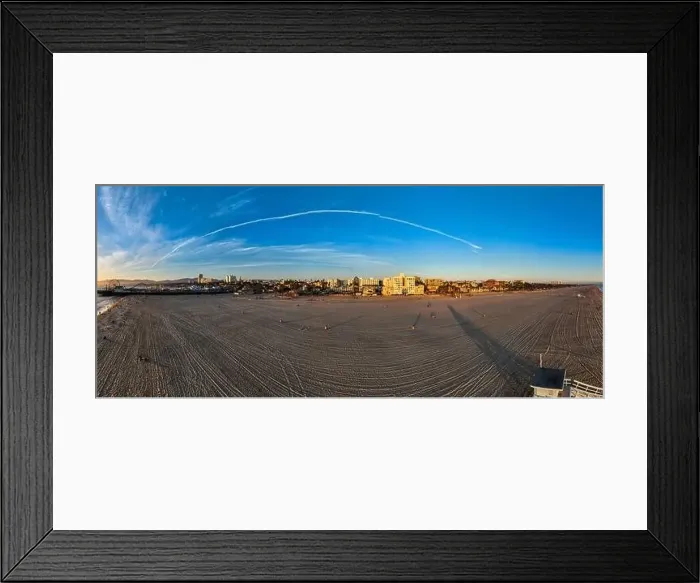 Framed Print : The Santa Monica Beach Pier in California Framed Print : The Santa Monica Beach Pier in California