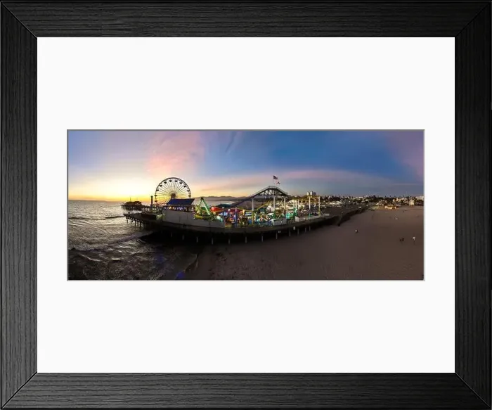 Framed Print : The Santa Monica Beach Pier in California Framed Print : The Santa Monica Beach Pier in California