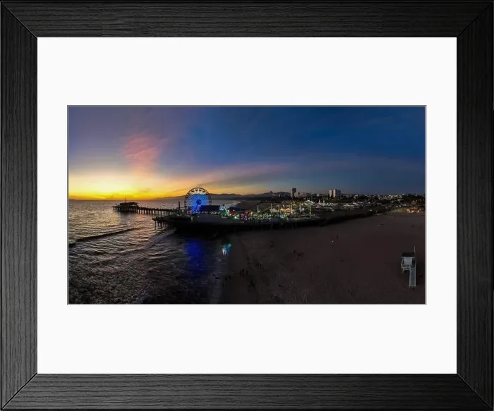 Framed Print : The Santa Monica Beach Pier in California Framed Print : The Santa Monica Beach Pier in California
