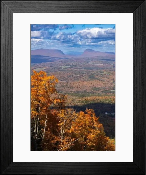 Framed Print : Lake Willoughby in autumn