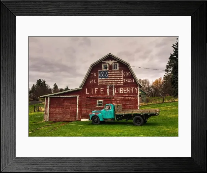 Framed Print : A barn located in a small town of the Palouse Region of Eastern Washington with a USA Flag Framed Print : A barn located in a small town of the Palouse Region of Eastern Washington with a USA Flag