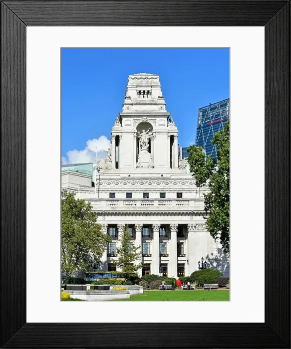 Framed Print : 10 Trinity Square former HQ of the Port of London Authority now part Four Seasons Hotel London Framed Print : 10 Trinity Square former HQ of the Port of London Authority now part Four Seasons Hotel London
