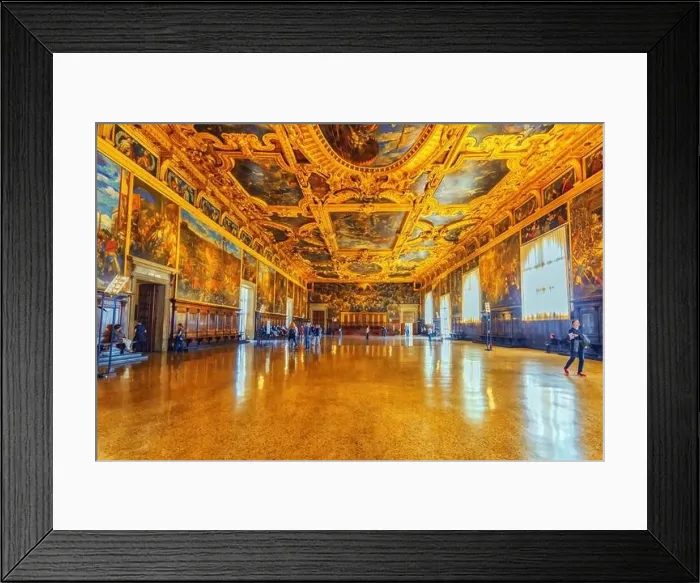 Framed Print : VENICE, ITALY - MAY 12, 2017 : Indoor view of apartament St Framed Print : VENICE, ITALY - MAY 12, 2017 : Indoor view of apartament St