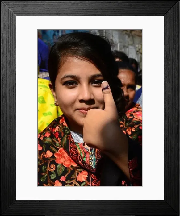 Framed Print : Dhaka, Bangladesh. 30th Dec, 2018 Framed Print : Dhaka, Bangladesh. 30th Dec, 2018