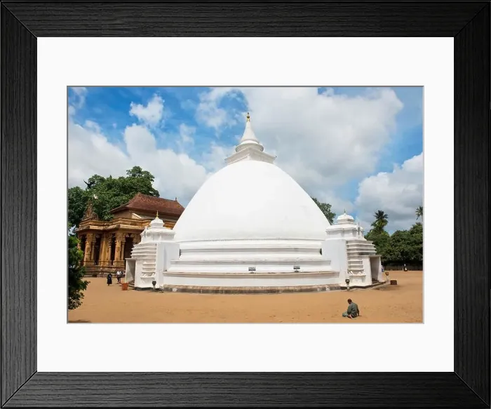 Framed Print : Sri Lanka, Western Province, Colombo, Kelaniya, Kelaniya Raja Maha Vihara (Kelaniya temple) Framed Print : Sri Lanka, Western Province, Colombo, Kelaniya, Kelaniya Raja Maha Vihara (Kelaniya temple)