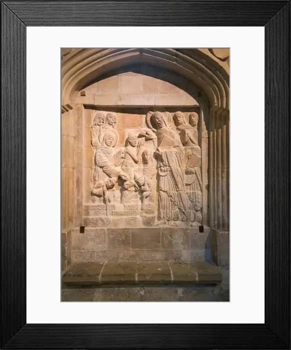 Framed Print : A Chichester Cathedral relief; the image of Christ arriving in Bethany and being greeted my Martha & Mary Framed Print : A Chichester Cathedral relief; the image of Christ arriving in Bethany and being greeted my Martha & Mary