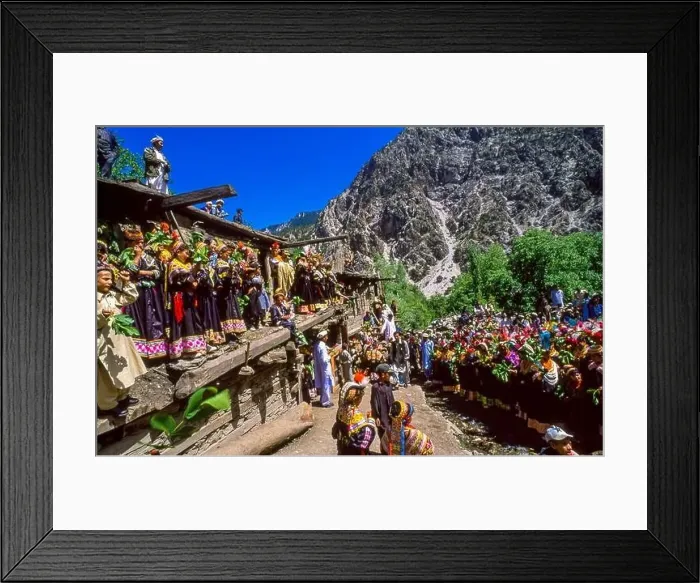 Framed Print : Pakistan, Hindu Kouch massif, Chitral province Framed Print : Pakistan, Hindu Kouch massif, Chitral province