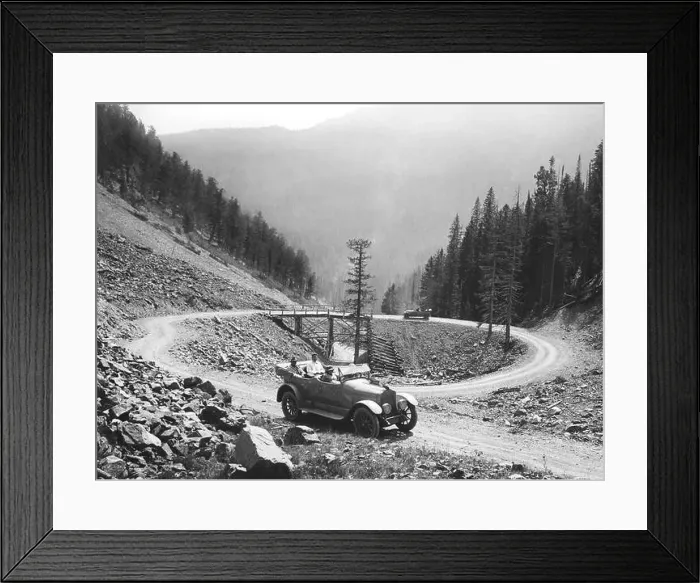 Framed Print : Yellowstone National Park, Wyoming: c. 1920 Tourists on one of the new fine roads being built in the park Framed Print : Yellowstone National Park, Wyoming: c. 1920 Tourists on one of the new fine roads being built in the park