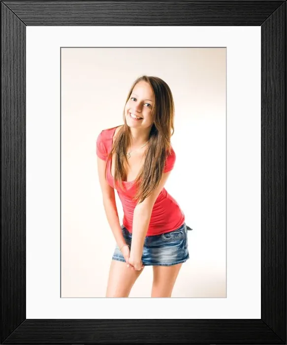 Framed Print : Beutiful casually dressed cute young teen girl posing Framed Print : Beutiful casually dressed cute young teen girl posing