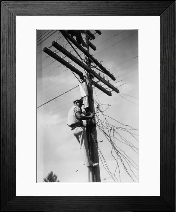 Framed Print : Telephone lineman Bob Lawrence - - 285893