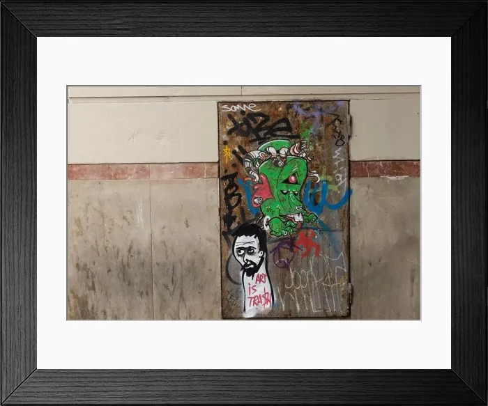 Framed Print : Street Art in Barcelona, Spain Framed Print : Street Art in Barcelona, Spain
