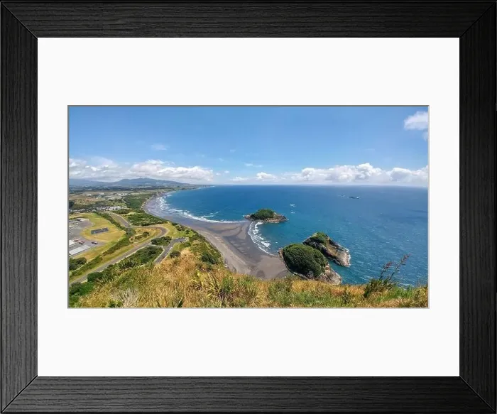 Framed Print : View from Paritutu Rock on a coastal landscape in New Plymouth, New Zealand Framed Print : View from Paritutu Rock on a coastal landscape in New Plymouth, New Zealand