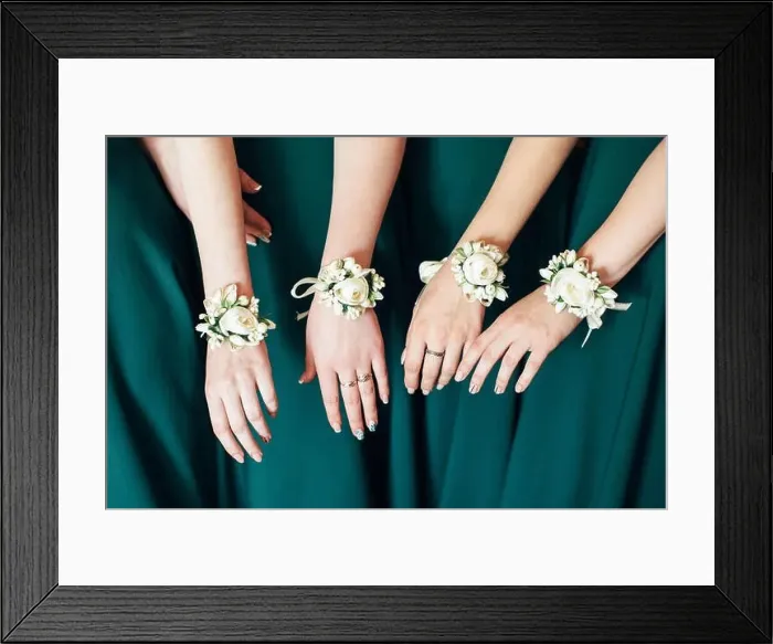 Framed Print : Wedding flowers in hand the bride and her bridesmaids Framed Print : Wedding flowers in hand the bride and her bridesmaids