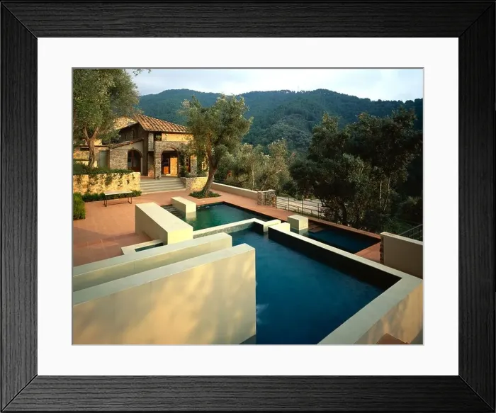 Framed Print : Villa in Italy. Swimming Pool. Architect: Seth Stein Framed Print : Villa in Italy. Swimming Pool. Architect: Seth Stein