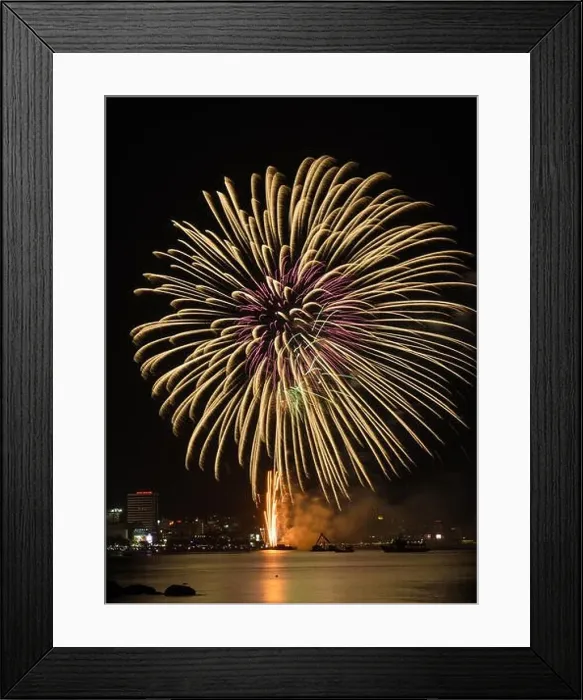 Framed Print : Big yellow firework on the sky at Pattaya coast with cityscape background, Thailand Framed Print : Big yellow firework on the sky at Pattaya coast with cityscape background, Thailand