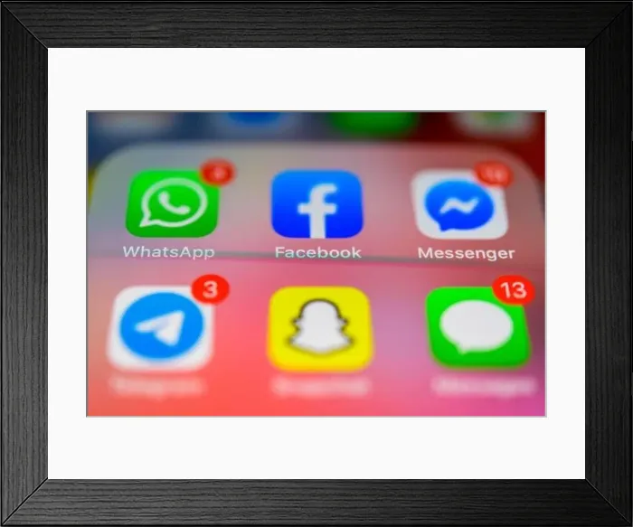 Framed Print : Facebook, Telegram and WhatsApp, social apps, app icons, display on mobile phone, smartphone, detail, full format Framed Print : Facebook, Telegram and WhatsApp, social apps, app icons, display on mobile phone, smartphone, detail, full format