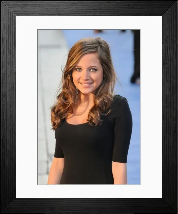 Framed Print : Madeline Duggan. Charlie St Cloud Premiere, London, UK Framed Print : Madeline Duggan. Charlie St Cloud Premiere, London, UK
