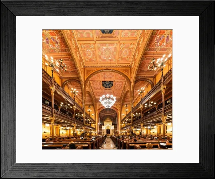 Framed Print : Interior in the Dohany Street Synagogue (Great Synagogue) Framed Print : Interior in the Dohany Street Synagogue (Great Synagogue)