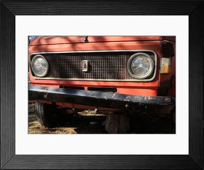 Framed Print : Radiator grill of an old abandoned red Fiat pick-up, Island Cres, Croatia