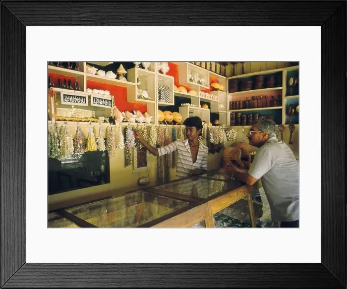 Framed Print : Seashell shop ; India ; Asia ; Asian ; Indian Framed Print : Seashell shop ; India ; Asia ; Asian ; Indian
