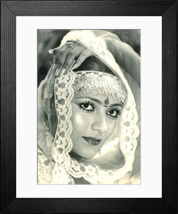 Framed Print : Indian Bollywood film actress, Arti Gupta, India, Asia, 1980 Framed Print : Indian Bollywood film actress, Arti Gupta, India, Asia, 1980