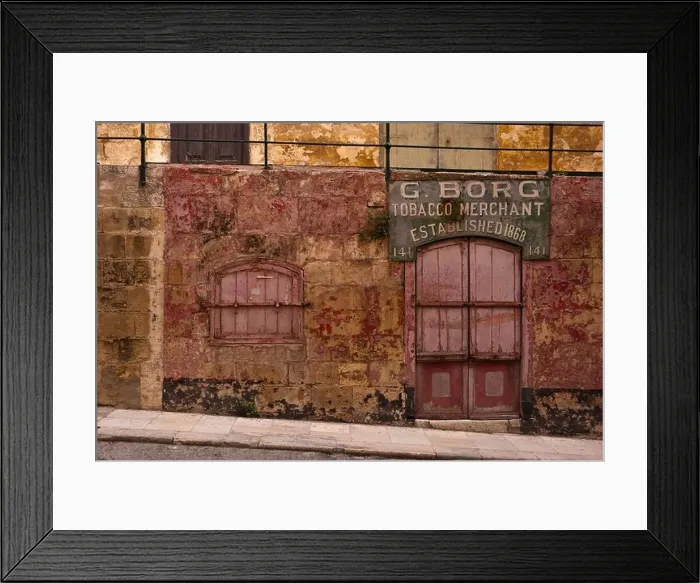 Framed Print : Tobacco Merchants in Valletta, Malta Framed Print : Tobacco Merchants in Valletta, Malta