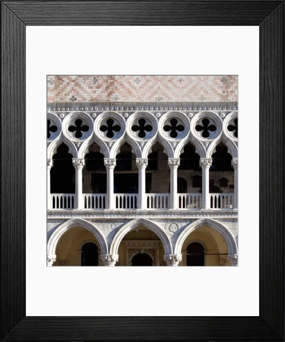 Framed Print : Doge's Palace (Palazzo Ducale), Venice - architectural detail Framed Print : Doge's Palace (Palazzo Ducale), Venice - architectural detail