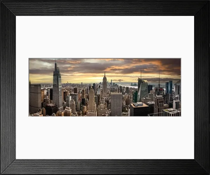 Framed Print : MIDTOWN MANHATTAN, NEW YORK, USA Framed Print : MIDTOWN MANHATTAN, NEW YORK, USA