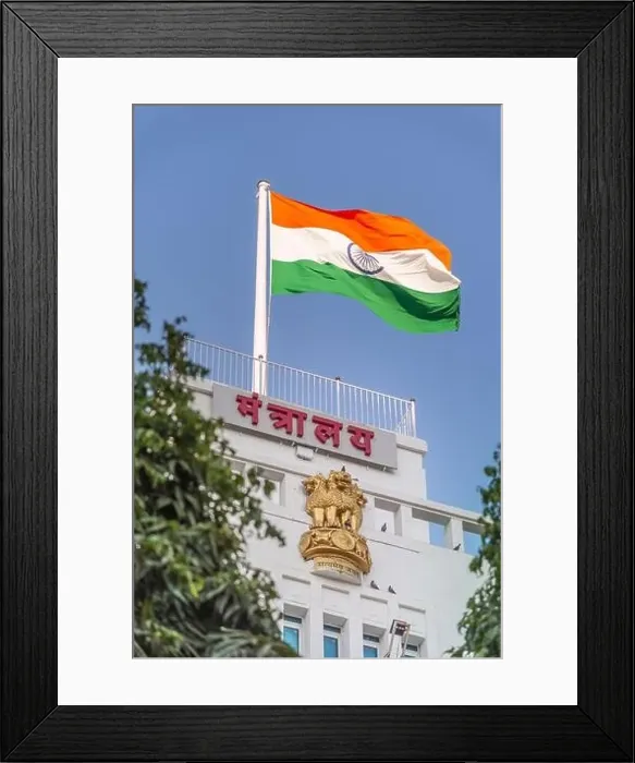 Framed Print : India, Maharashtra, Mumbai, waving Inidic flag over Mantralaya Framed Print : India, Maharashtra, Mumbai, waving Inidic flag over Mantralaya