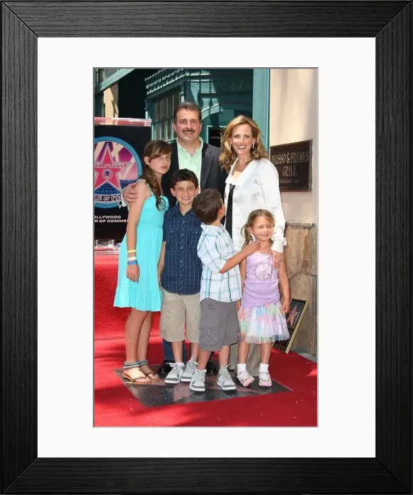 Framed Print : MARLEE MATLIN HUSBAND CHILDREN MARLEE MATLIN HONORED WITH STAR ON THE HOLLYWOOD WALK OF FAME HOLLYWOOD LOS ANGELES CA Framed Print : MARLEE MATLIN HUSBAND CHILDREN MARLEE MATLIN HONORED WITH STAR ON THE HOLLYWOOD WALK OF FAME HOLLYWOOD LOS ANGELES CA