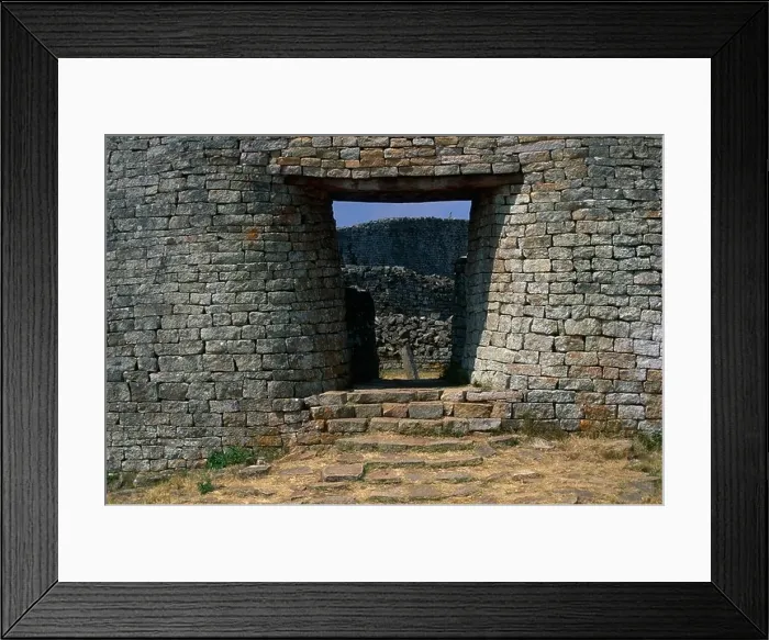 Framed Print : The Great Zimbabwe ruins of stone structures. Zimbabwe Framed Print : The Great Zimbabwe ruins of stone structures. Zimbabwe