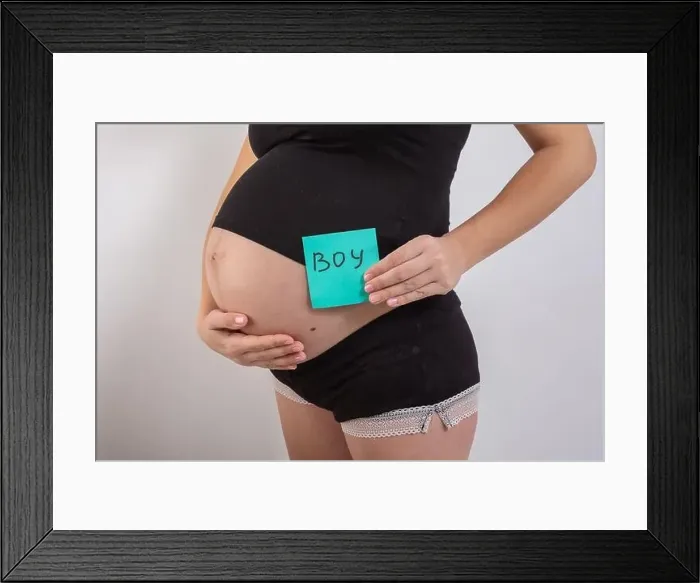 Framed Print : pregnant woman waiting for a boy or girl Framed Print : pregnant woman waiting for a boy or girl