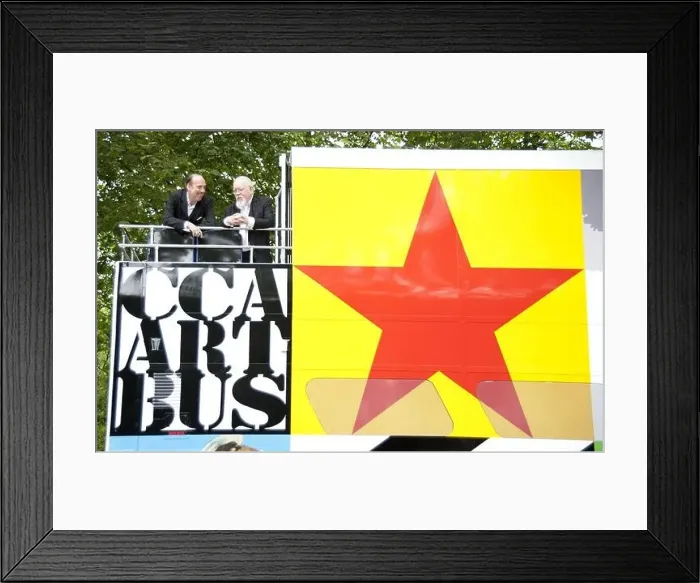 Framed Print : Mick Jones (l) and Peter Blake pictured with the CCA Art Bus Framed Print : Mick Jones (l) and Peter Blake pictured with the CCA Art Bus