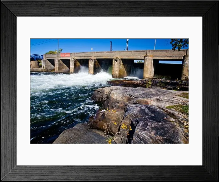 Framed Print : Lock on the Trent Severn Waterway near Severn Fall, Ontario, Canada, Norther America Framed Print : Lock on the Trent Severn Waterway near Severn Fall, Ontario, Canada, Norther America