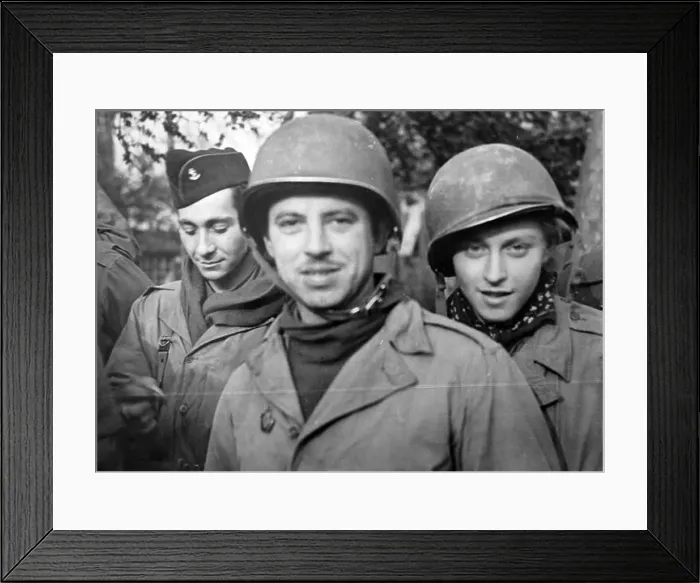 Framed Print : World war Two: French infantry soldiers in the forest of Vosges 1944 Framed Print : World war Two: French infantry soldiers in the forest of Vosges 1944