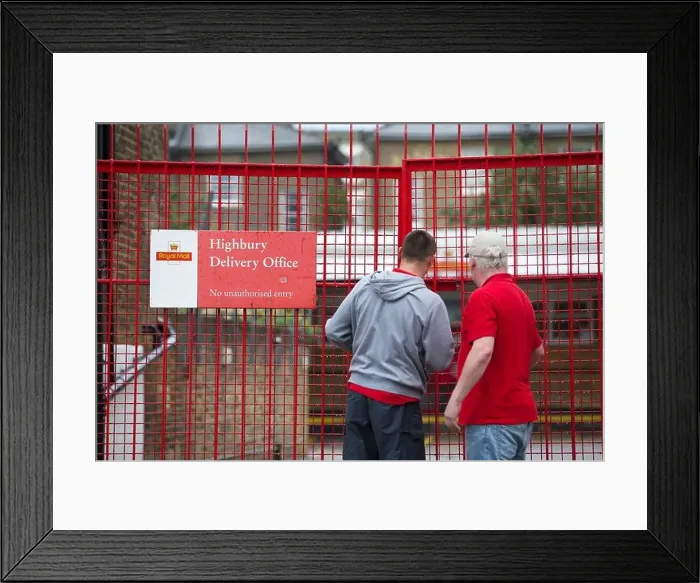 Framed Print : UNITED KINGDOM, London : A Royal Mail delivery office is pictured in Highbury in London on September 12, 2013 Framed Print : UNITED KINGDOM, London : A Royal Mail delivery office is pictured in Highbury in London on September 12, 2013