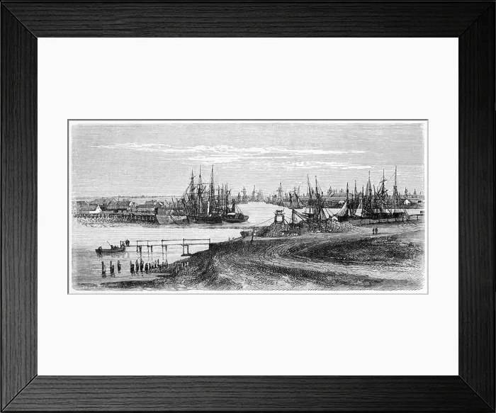 Framed Print : Horizontal oriented illustration of Melbourne sea port Framed Print : Horizontal oriented illustration of Melbourne sea port