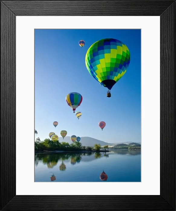 Framed Print : Hot air balloons over Lake Skinner Framed Print : Hot air balloons over Lake Skinner