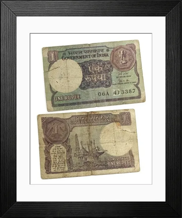 Framed Print : 1989 Indian 1 Rupee note Framed Print : 1989 Indian 1 Rupee note