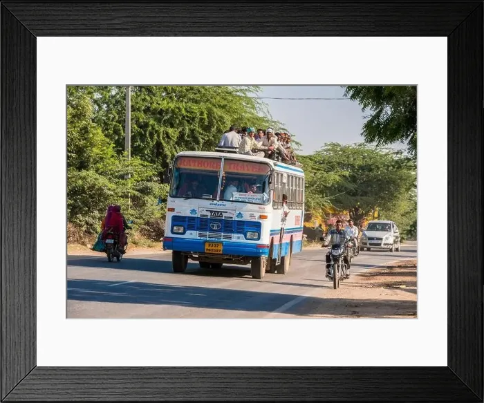 Framed Print : India, Rajasthan state, Shekhawati region, on the road between Jhunjhunu and Nawalgarh Framed Print : India, Rajasthan state, Shekhawati region, on the road between Jhunjhunu and Nawalgarh