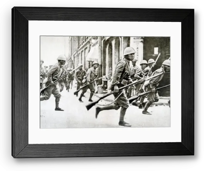 Framed Print : Japanese soldiers in Shanghai in 1937 Framed Print : Japanese soldiers in Shanghai in 1937
