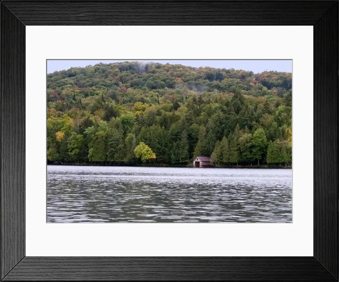 Framed Print : Québec - Lac Mercier Framed Print : Québec - Lac Mercier