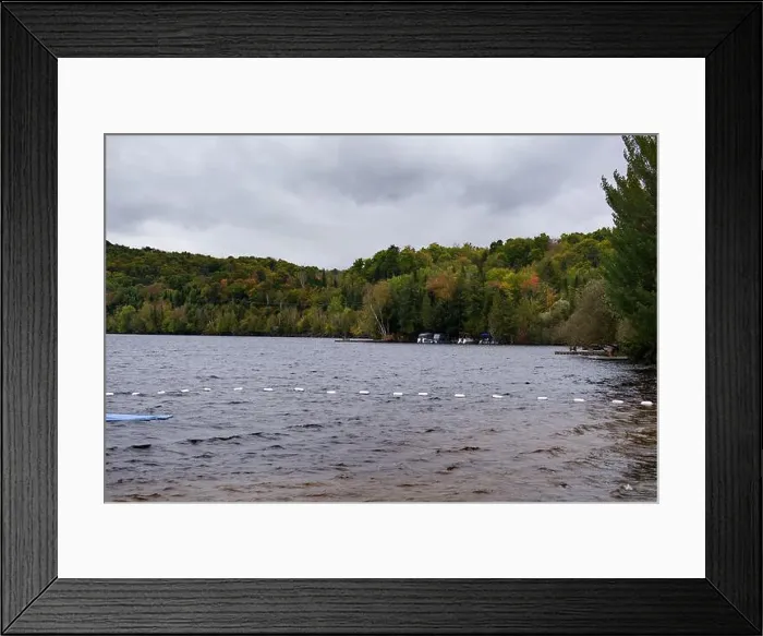 Framed Print : Québec - Lac Ouimet Framed Print : Québec - Lac Ouimet