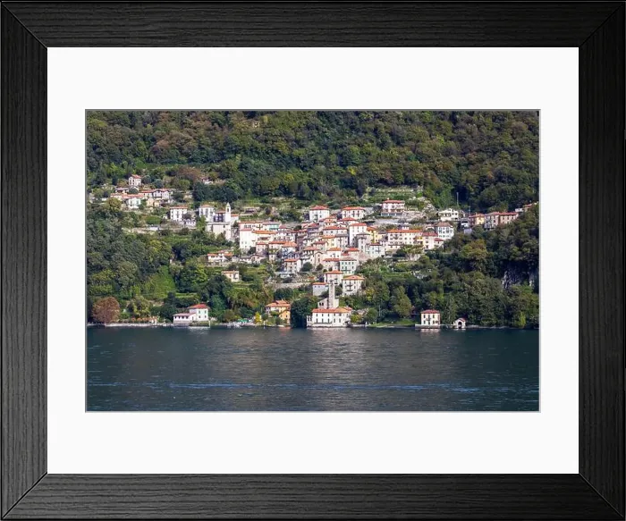 Framed Print : Lake Como landscape in full daylight Framed Print : Lake Como landscape in full daylight