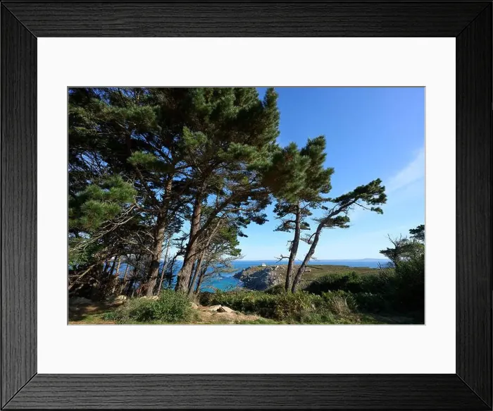 Framed Print : Famous Lighthouse at Pointe de Millier, Cap Sizoun, Brittany, France Framed Print : Famous Lighthouse at Pointe de Millier, Cap Sizoun, Brittany, France