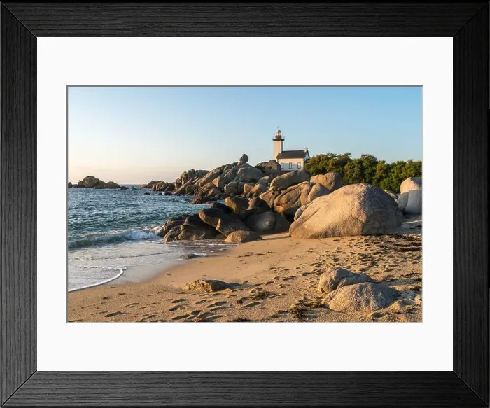 Framed Print : Lighthouse Phare de Pontusval in Brittany, France Framed Print : Lighthouse Phare de Pontusval in Brittany, France