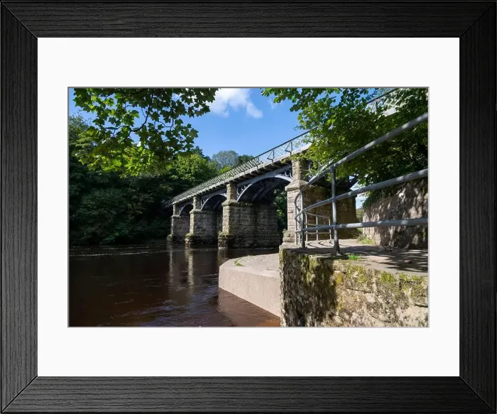 Framed Print : Crook o Lune in Lancashire, Northern England Framed Print : Crook o Lune in Lancashire, Northern England