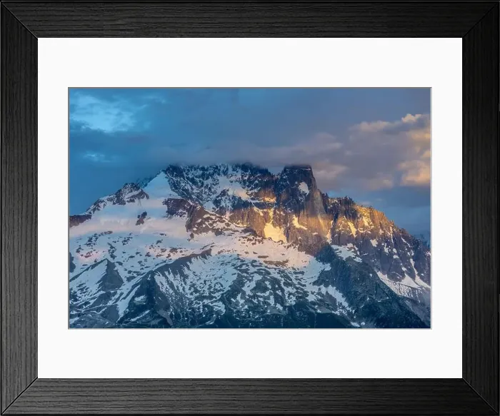 Framed Print : 2ye5hfp Framed Print : 2ye5hfp